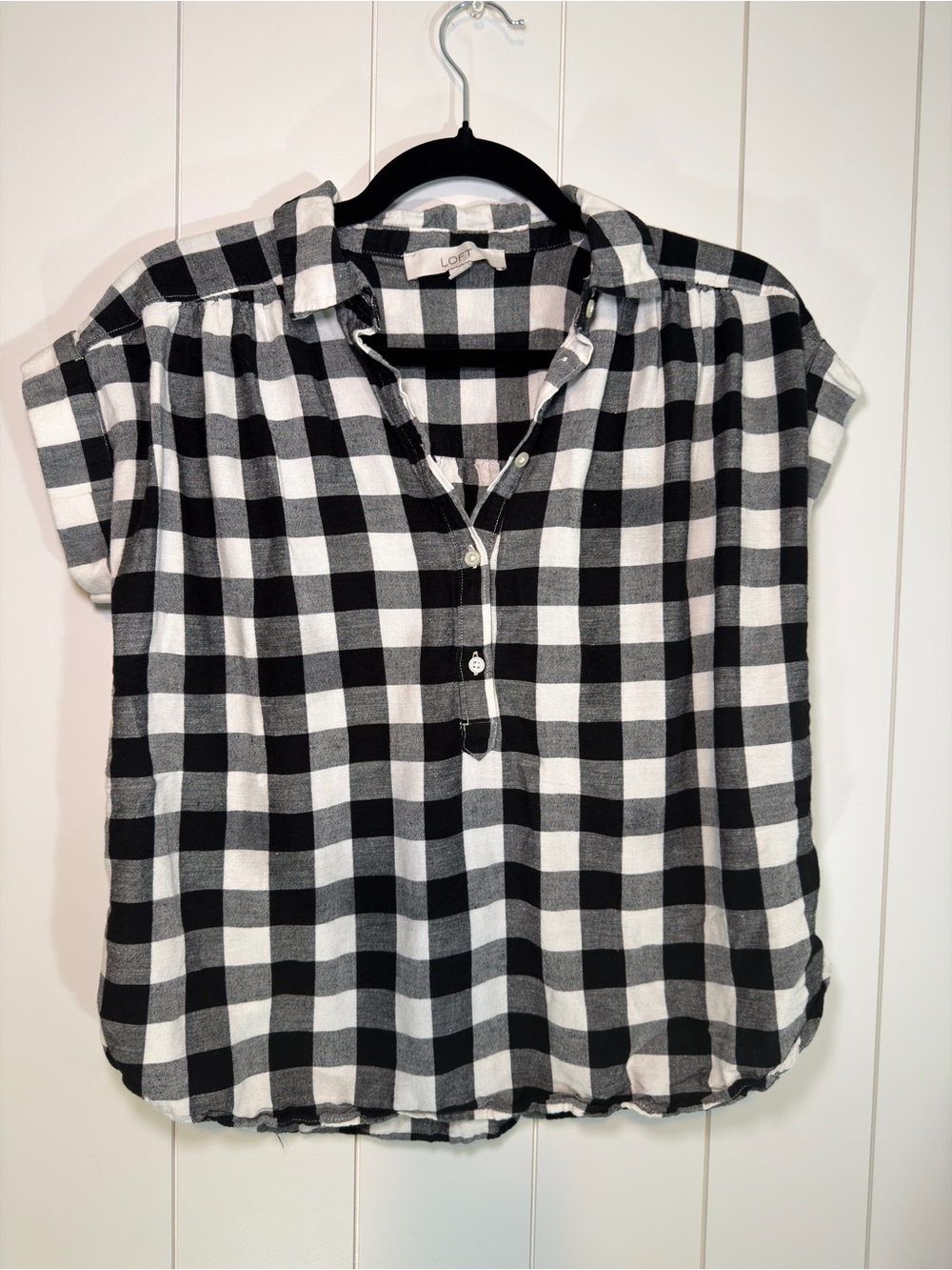 LOFT Black and White Gingham Short Sleeve Button-Front Top